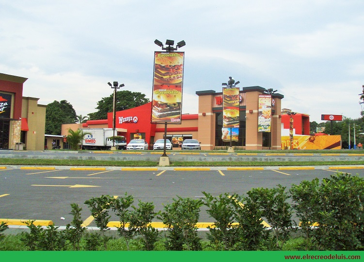 Franquicias internacionales en San Salvador